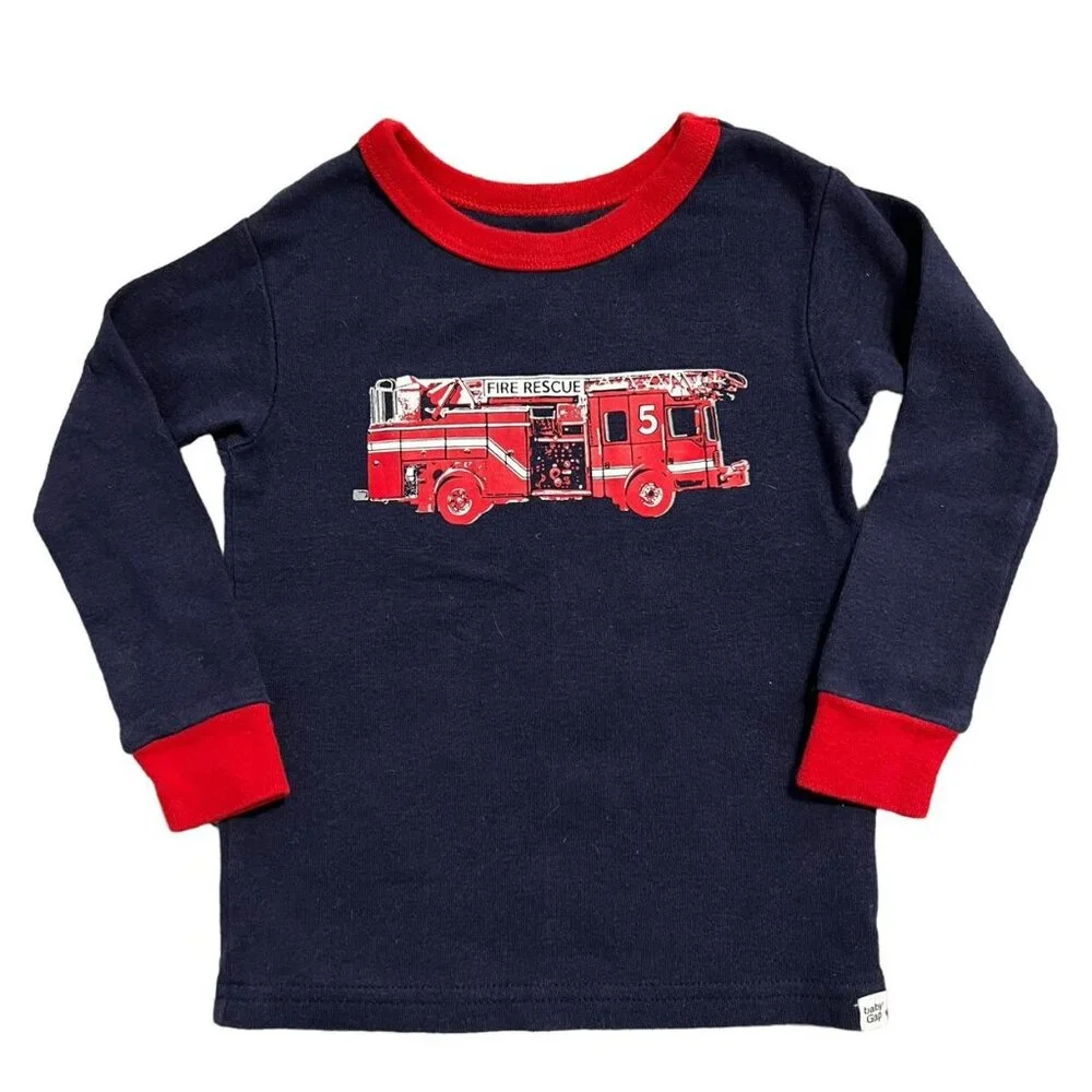 Gap Kids 18-24m Fire Engine Pajamas Set